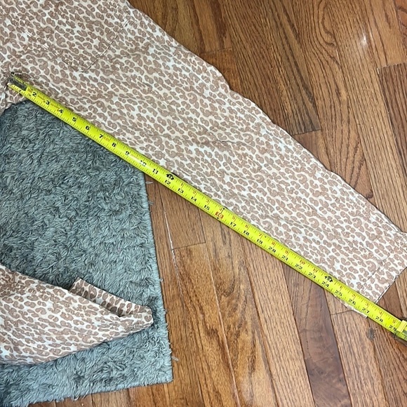 Anthropologie The Wanderer Animal Print Cargo Trouser Pants Size 25 - Picture 12 of 12